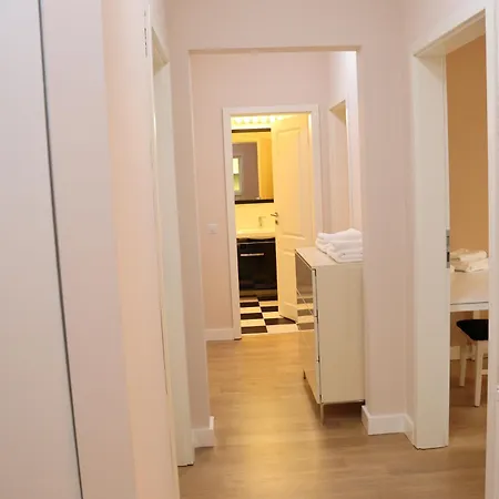 Platinia Apartman *