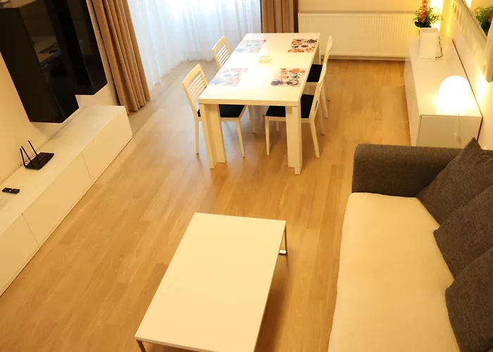 Platinia Apartment *